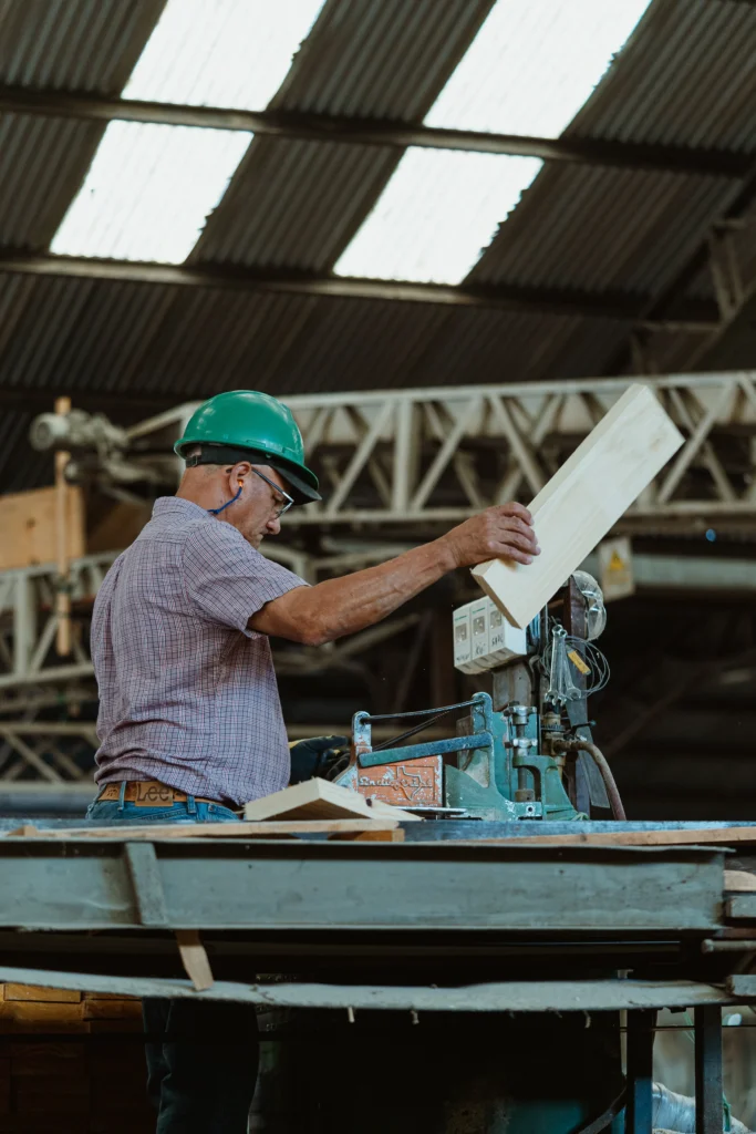 Servicios Madera Molduras Servicios Madera Molduras